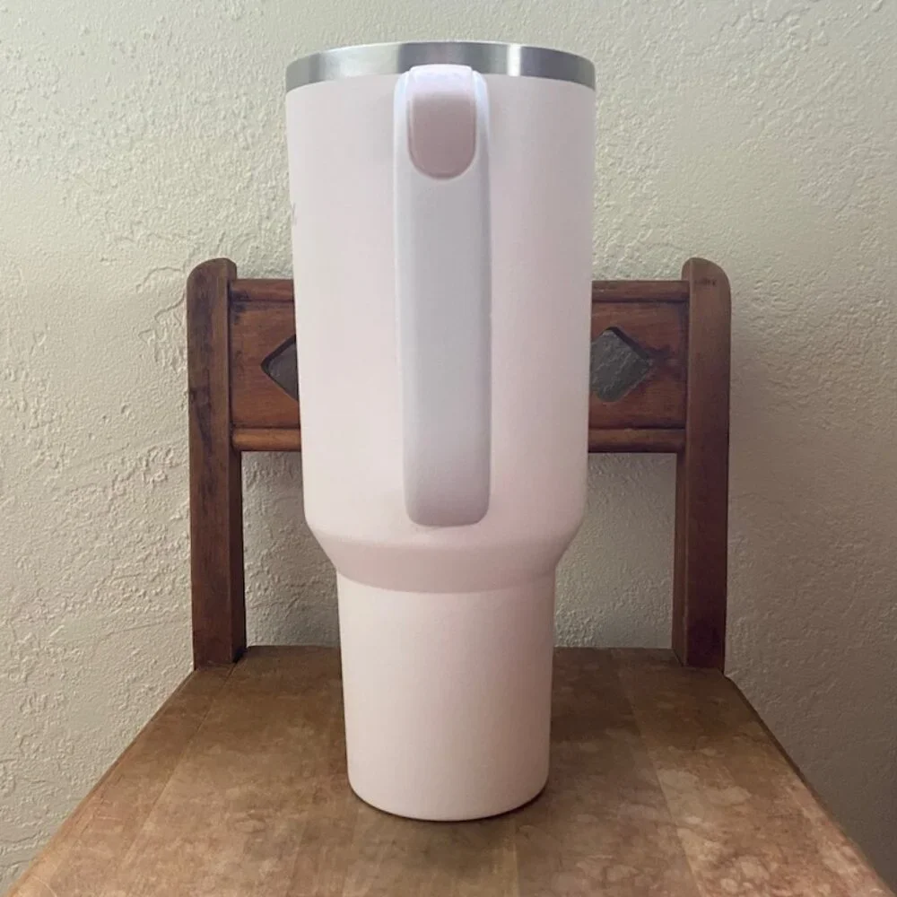 The Quencher H2.0 Flowstate™ Tumbler | 40 OZ in Rose Quartz -- NO STRAW - Picture 6 of 16